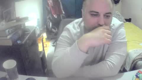 Snapshot of dwizziz chatting on 04.13.26 Ivan online show from 04.13.26