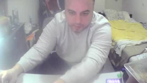 Snapshot of dwizziz chatting on 04.14.26 Ivan online show from 04.14.26