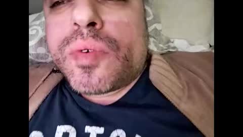 Snapshot of dwizziz chatting on 04.15.26 Ivan online show from 04.15.26