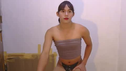 Snapshot of dy_namite chatting on 11.13.25 dy_namite online show from 11.13.25