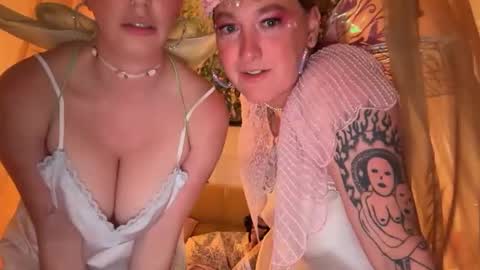 Snapshot of dyke_alikes chatting on 11.02.25 Thelma and Louise online show from 11.02.25