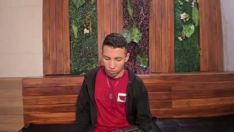 Dylan  online show from 04.02.26