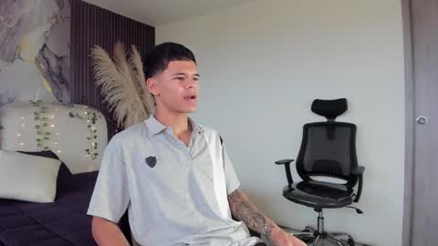 dylanroyce_ online show from 02.25.26