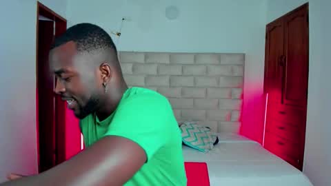 Dylan Taylor online show from 12.15.25