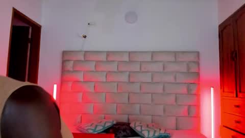 Dylan Taylor online show from 01.07.26