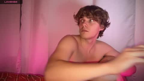 Snapshot of dymonted chatting on 01.19.25 dymonted online show from 01.19.25