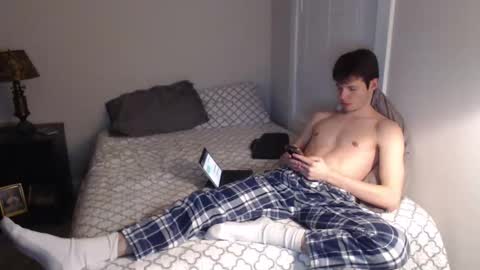 Snapshot of ealexk chatting on 01.09.25 Alex online show from 01.09.25