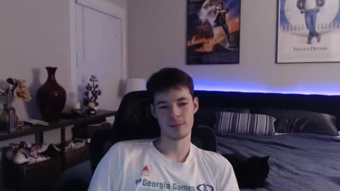 Snapshot of ealexk chatting on 10.04.25 Alex online show from 10.04.25