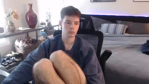 Snapshot of ealexk chatting on 11.07.25 Alex online show from 11.07.25