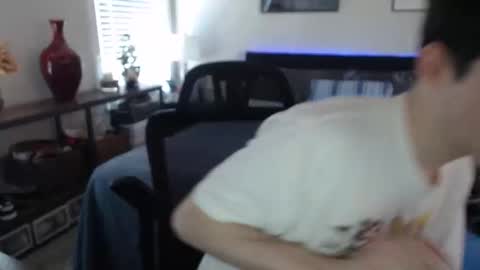 Alex online show from 04.17.26