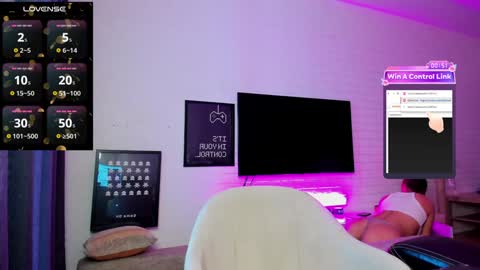 Snapshot of easy_heasy chatting on 01.29.25   online show from 01.29.25