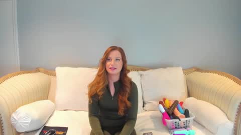 Snapshot of eatmygingersnapps chatting on 01.23.25 Allison online show from 01.23.25