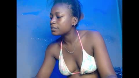 Snapshot of eatuupx chatting on 12.02.25 eatuupx online show from 12.02.25