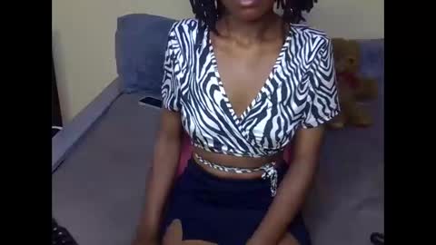 eboniana online show from 01.20.25