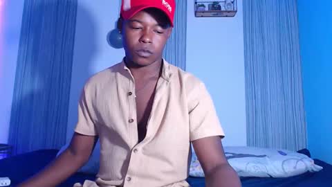 Chris Palaz  online show from 01.12.26