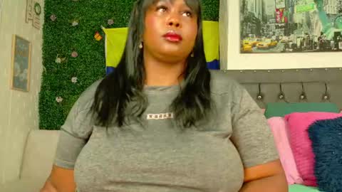 Snapshot of ebony544505 chatting on 07.06.26 ANGIE online show from 07.06.26