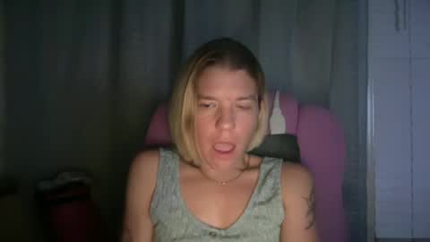 Snapshot of ebony8ivory chatting on 07.16.26 americnbarbie online show from 07.16.26