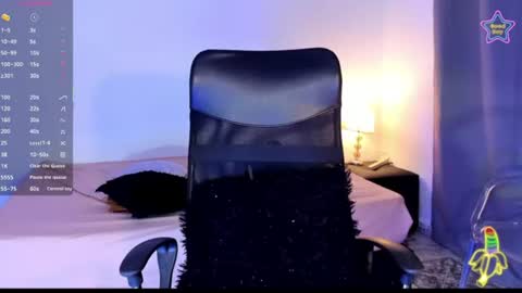 Snapshot of ebony__queen2 chatting on 06.15.26 ebony__queen2 online show from 06.15.26