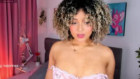 Snapshot of ebony_curly2 chatting on 04.27.26 isa online show from 04.27.26