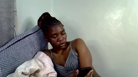 Snapshot of ebony_finekitty chatting on 10.24.25 finekitty online show from 10.24.25