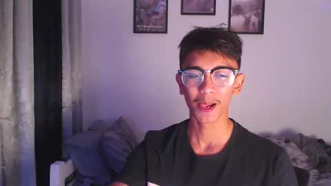 ebony_fuckboy online show from 01.05.25