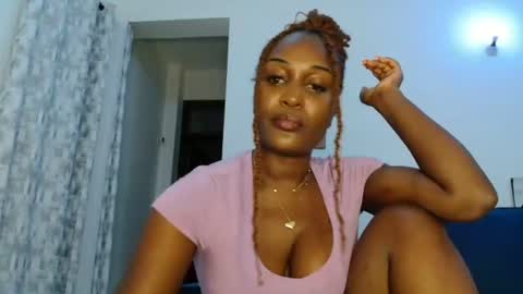 Snapshot of ebony_ghoddes chatting on 07.13.26 ebony online show from 07.13.26