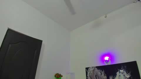 Snapshot of ebony_katterin chatting on 12.25.24 ebony_katterin online show from 12.25.24