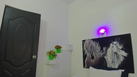 Snapshot of ebony_katterin chatting on 01.03.25 ebony_katterin online show from 01.03.25