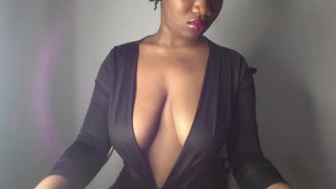 delilah online show from 12.21.24