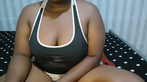 Snapshot of ebony_sabrina chatting on 01.13.25 Sabrina online show from 01.13.25