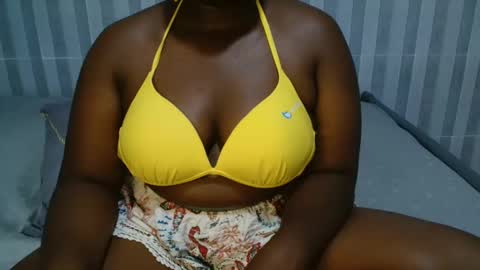 Snapshot of ebony_sabrina chatting on 01.21.25 Sabrina online show from 01.21.25