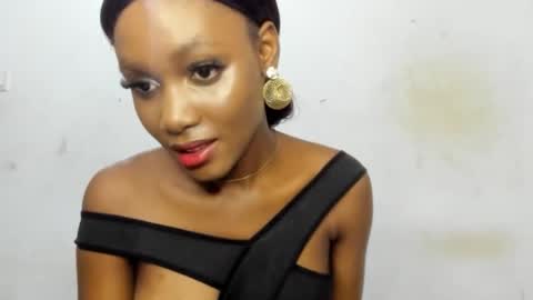Snapshot of ebony_slimgirl2 chatting on 10.11.25 Ebony-slimgirl2 online show from 10.11.25