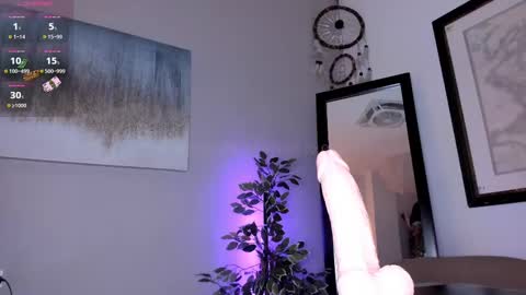 Snapshot of ebonyana chatting on 03.11.25 Anna online show from 03.11.25