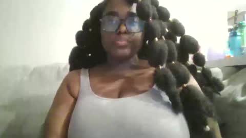 ebonybigtitqueen3 online show from 11.02.25