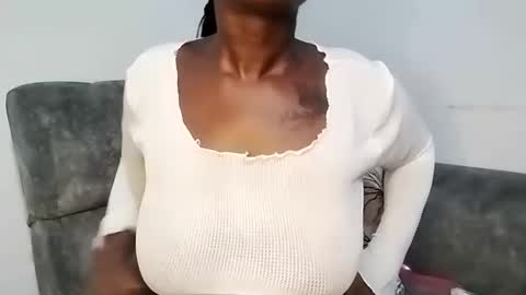 Ebony Melanie online show from 02.03.25