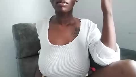 Ebony Melanie online show from 02.11.25