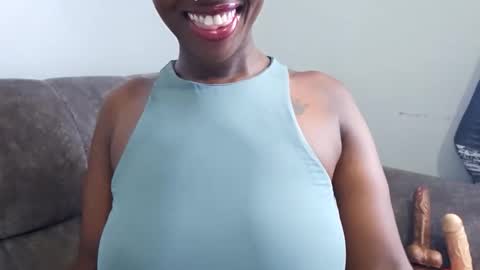 Ebony Melanie online show from 12.14.25