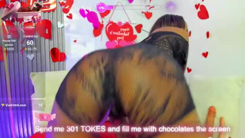 Snapshot of ebonydreams01 chatting on 02.18.25 ebonydreams01 online show from 02.18.25
