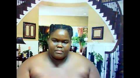 ebonyhotbuns4u2luv online show from 02.12.25