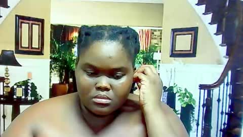 ebonyhotbuns4u2luv online show from 02.12.25