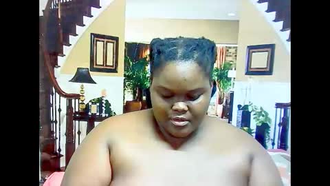 ebonyhotbuns4u2luv online show from 02.18.25