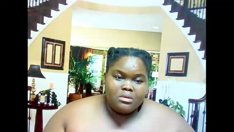 ebonyhotbuns4u2luv online show from 02.19.25