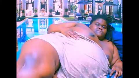 ebonyhotbuns4u2luv online show from 09.30.25