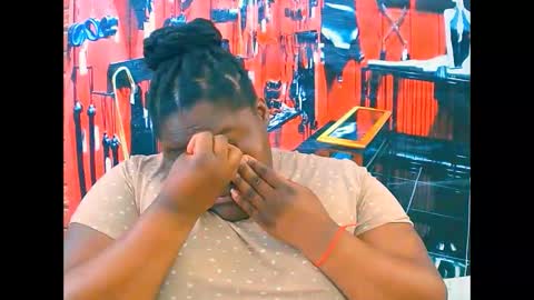 ebonyhotbuns4u2luv online show from 11.17.25