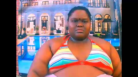 Snapshot of ebonyhotbuns4u2luv chatting on 05.31.26 ebonyhotbuns4u2luv online show from 05.31.26