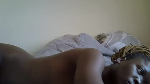 ebonyliliana online show from 12.13.24