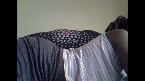ebonyliliana online show from 12.20.24