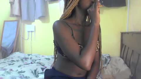 Ebonymuse2 online show from 04.10.26