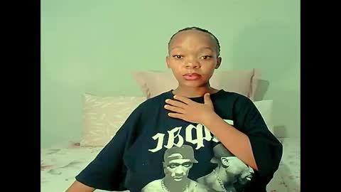 Snapshot of ebonyshy123x chatting on 02.27.26 ebonyshy123 online show from 02.27.26