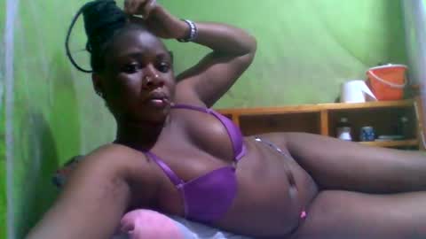 Snapshot of ebonytoto_ chatting on 09.22.25 Toto online show from 09.22.25